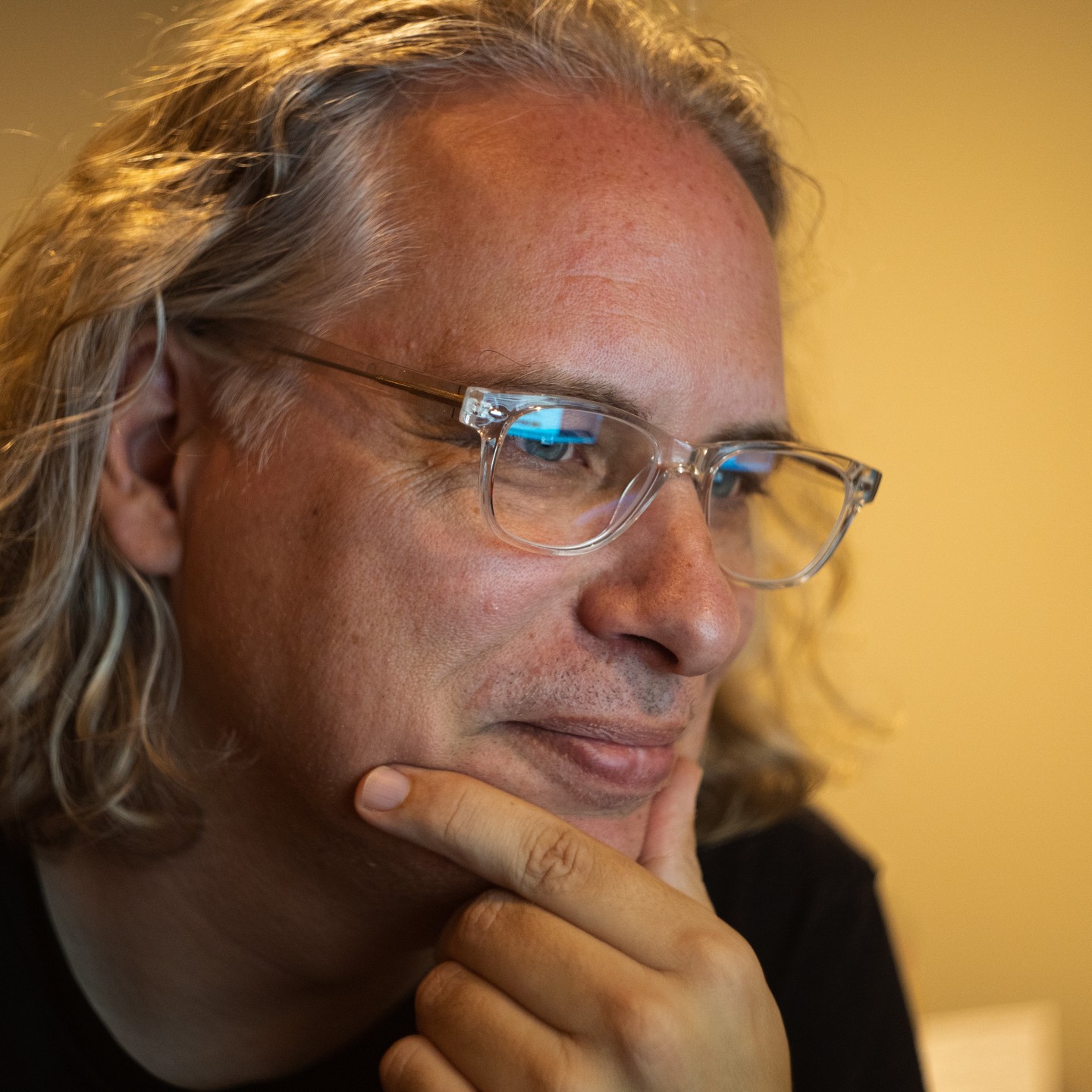 A beautiful large image of beautiful Kurt Koller. He is wearing glasses that he doesn't actually need. A friend of his told him that this picture makes him look like the professor everyone wants to sleep with. He took a poll on social media and found that the general consensus was that this idea about the photo was accurate.